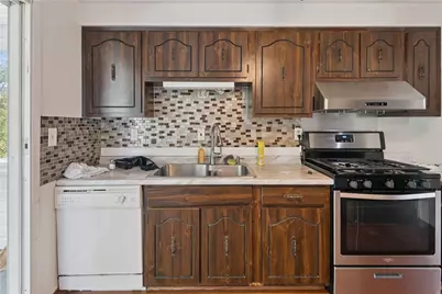 5021 Elmwood Dr, Pittsburgh, PA 15227 - Photo 25