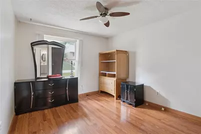 5021 Elmwood Dr, Pittsburgh, PA 15227 - Photo 19