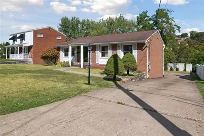 5021 Elmwood Dr, Pittsburgh, PA 15227 - Photo 7