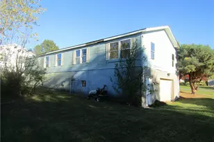 123 Stern St, Somerset Township, PA 15541 - Photo 3