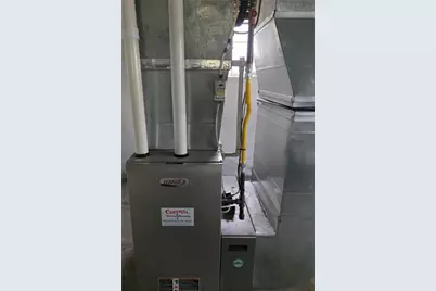 211 E Northview Ave, New Castle, PA 16105 - Photo 11