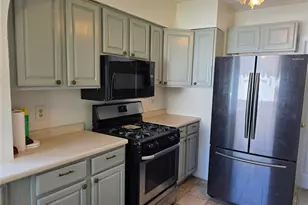 211 E Northview Ave, New Castle, PA 16105 - Photo 9