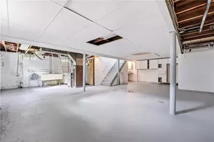 396 S 4th St, Sharpsville, PA 16150 - Photo 27