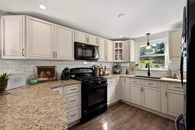 348 Logan Rd, Bethel Park, PA 15102 - Photo 7