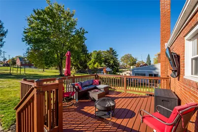 348 Logan Rd, Bethel Park, PA 15102 - Photo 35