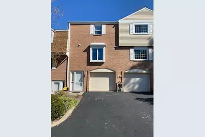 31 Oxford Court, Pittsburgh, PA 15237 - Photo 1