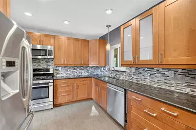 418 Hunter, Ross Twp, PA 15237 - Photo 13