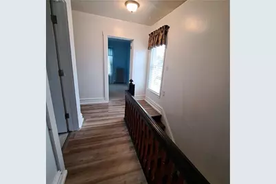 439 Longfellow Street, Vandergrift, PA 15690 - Photo 17