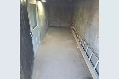 439 Longfellow Street, Vandergrift, PA 15690 - Photo 39