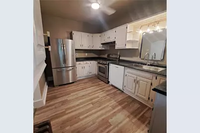 439 Longfellow Street, Vandergrift, PA 15690 - Photo 5