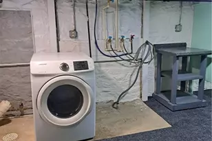 439 Longfellow St, Vandergrift, PA 15690 - Photo 35