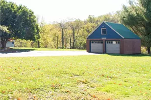 664 E Greene St, Franklin Township, PA 15370 - Photo 7