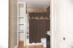 664 E Greene St, Franklin Township, PA 15370 - Photo 21