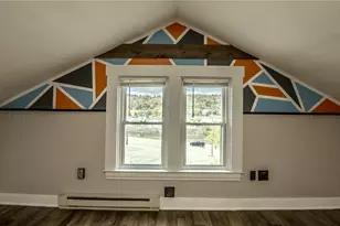 247 E College St, Canonsburg, PA 15317 - Photo 23