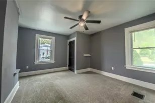 247 E College St, Canonsburg, PA 15317 - Photo 13