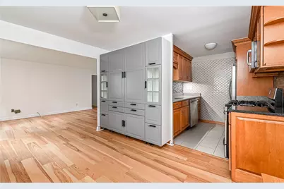 4601 Fifth Avenue #322, Pittsburgh, PA 15213 - Photo 13