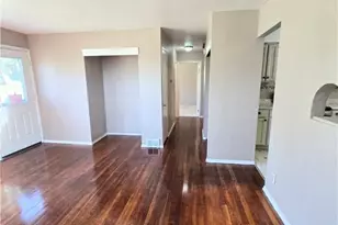 223 Emerson Ave, Farrell, PA 16121 - Photo 9