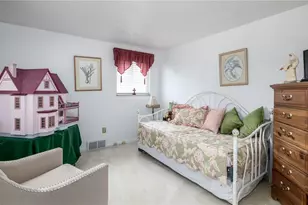 348 Bryant Dr, Pittsburgh, PA 15235 - Photo 21