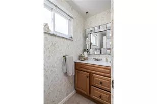 348 Bryant Dr, Pittsburgh, PA 15235 - Photo 11