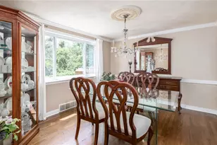 348 Bryant Dr, Pittsburgh, PA 15235 - Photo 7