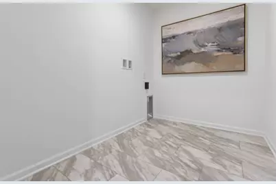 307 Champions Way, Chartiers City, PA 15071 - Photo 25