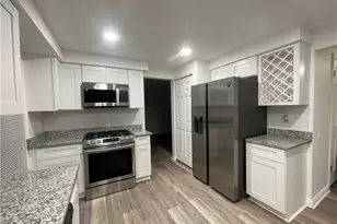 210 Lakeside, Robinson Twp, PA 15136 - Photo 11