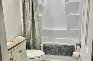 210 Lakeside, Robinson Twp, PA 15136 - Photo 17