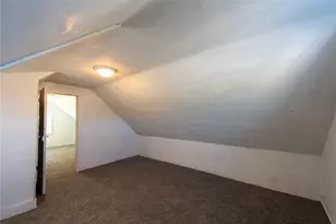 112 Farragut Ave, Vandergrift, PA 15690 - Photo 29