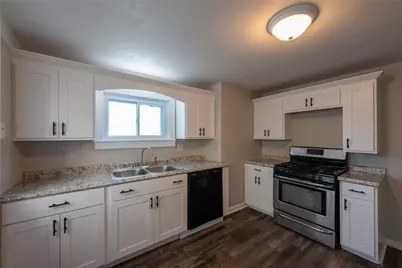 112 Farragut Avenue, Vandergrift, PA 15690 - Photo 11