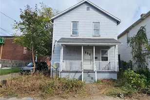 113 Friendship St, New Castle, PA 16101 - Photo 1