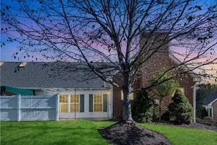 2204 Greystone Dr, Moon/Crescent Twp, PA 15108 - Photo 3