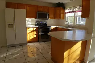 2204 Greystone Dr, Moon/Crescent Twp, PA 15108 - Photo 11