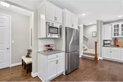 419 Roebling Ct, Cranberry Township, PA 16066 - Photo 11