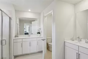 110 Victoria Dr, Findlay Township, PA 15108 - Photo 13