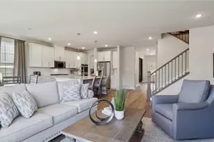 110 Victoria Dr, Findlay Township, PA 15108 - Photo 7