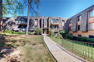 1333 Forest Green Dr, Moon/Crescent Twp, PA 15108 - Photo 1