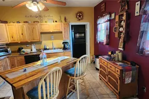 211 Jefferson Ave, California, PA 15417 - Photo 13