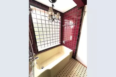 203 Oliver Dr, White Oak, PA 15131 - Photo 13