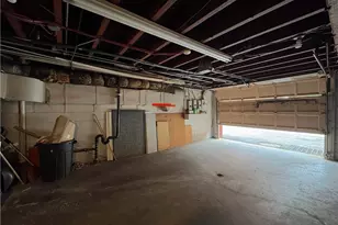 417 Clay Ave, Jeannette, PA 15644 - Photo 27