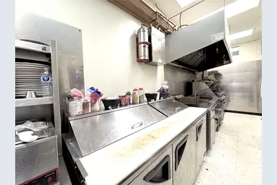 417 Clay Avenue, Jeannette, PA 15644 - Photo 23