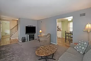 1749 Washington Rd, Washington Township, PA 15613 - Photo 7