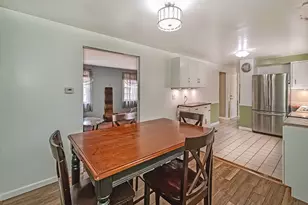 1749 Washington Rd, Washington Township, PA 15613 - Photo 9