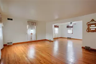 306 E Hazen Ave, Ellport, PA 16117 - Photo 11