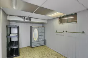 306 E Hazen Ave, Ellport, PA 16117 - Photo 39