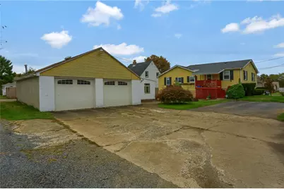 306 E Hazen Ave, Ellport, PA 16117 - Photo 47