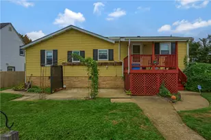 306 E Hazen Ave, Ellport, PA 16117 - Photo 5