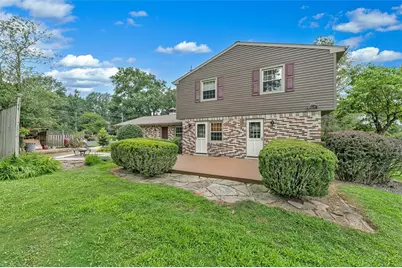 5812 Torrance Dr, Murrysville, PA 15632 - Photo 5