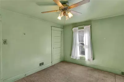 411 Franklin Ave, Ellwood City, PA 16117 - Photo 19