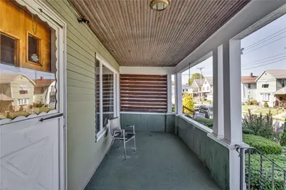 411 Franklin Ave, Ellwood City, PA 16117 - Photo 5