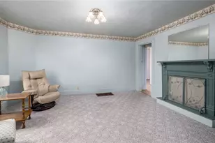 1135 W Chestnut St, Washington, PA 15301 - Photo 3